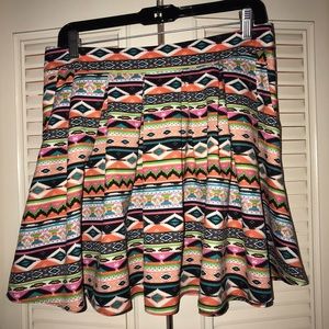 Tribal pleated mini Joyce L